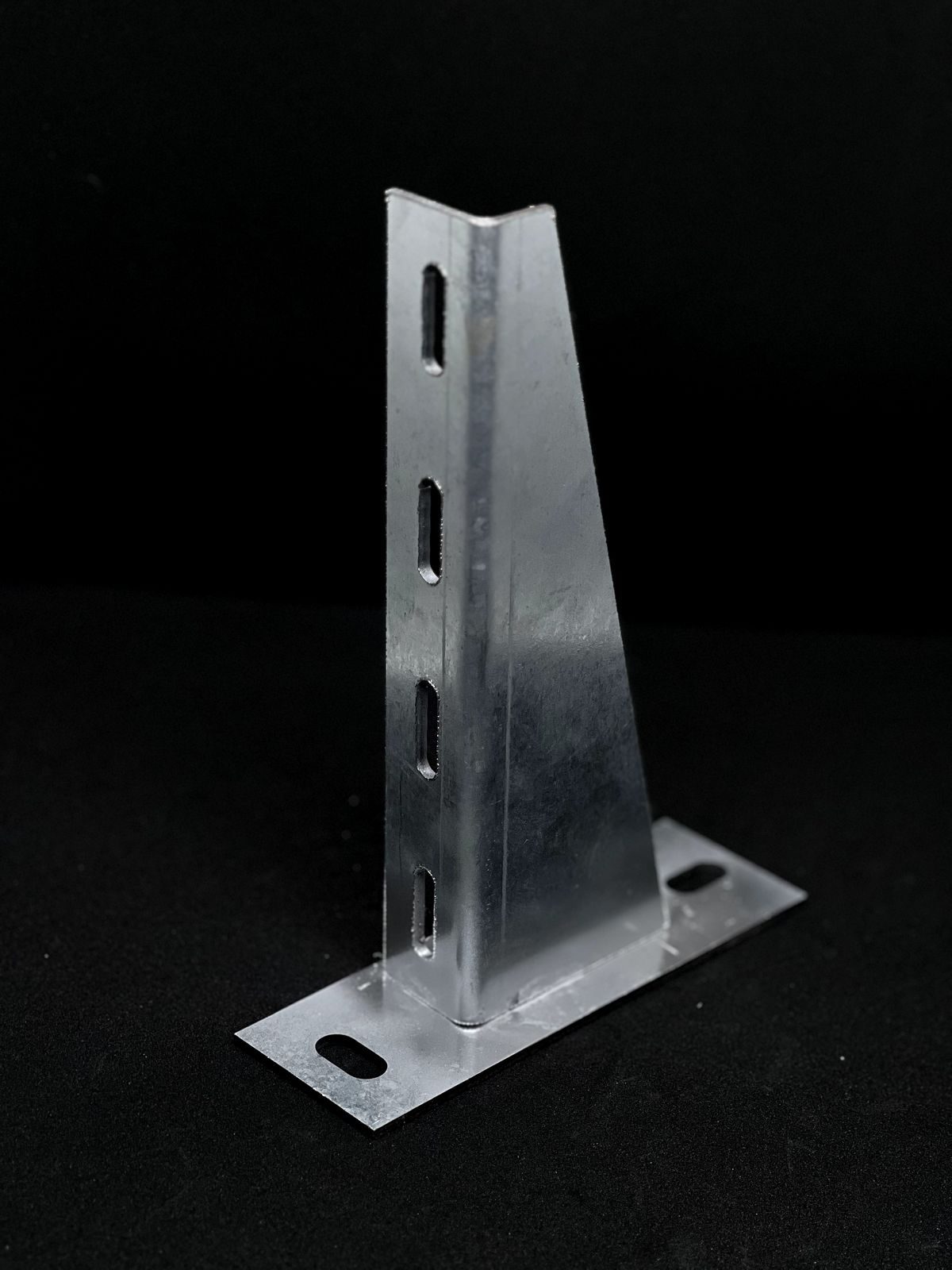 Cable tray cantilever arms, floor brackets and hangers